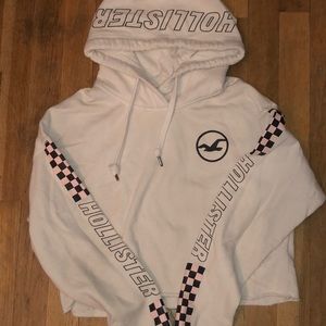 White cropped Hollister sweater!!